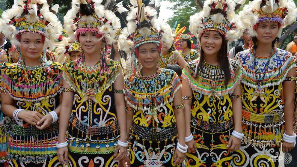 Attachment dayak-dancers.jpg